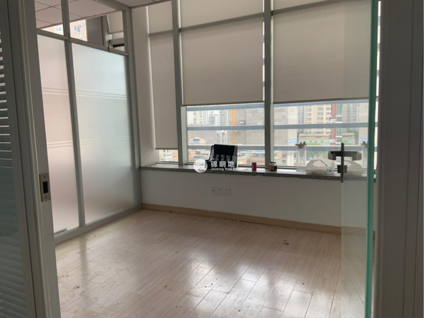 长寿路宝华大厦114平米写字楼出租